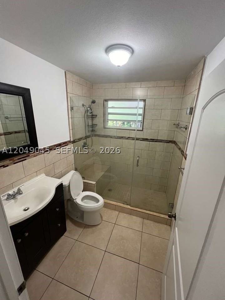 4365 W 1st Ave #1 - Photo 6 of 16
