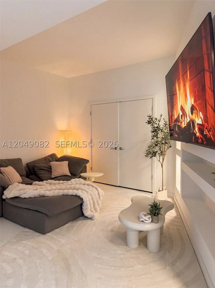 851 Ne 1st Ave #2301 - Photo 6 of 25