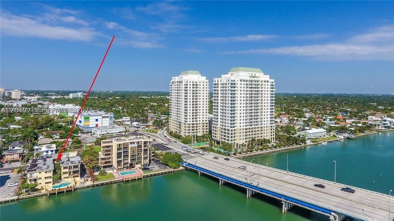 7845 Ne Bayshore Ct #8