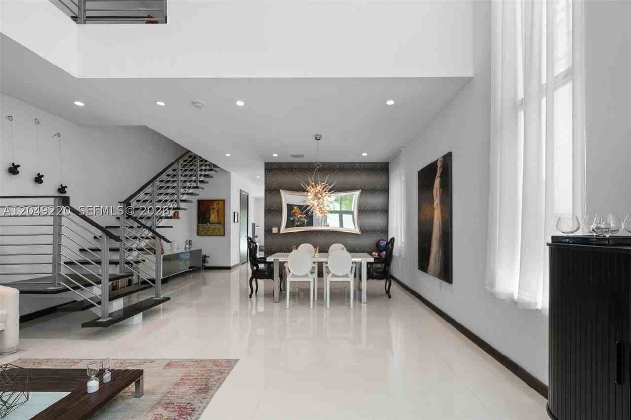 3567 Sw 1st Ave #3567 - Photo 4 of 43
