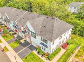 featured image of 1529 Paxton Ln