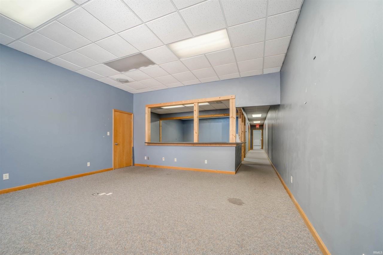 108 S Meridian St - Photo 6 of 27