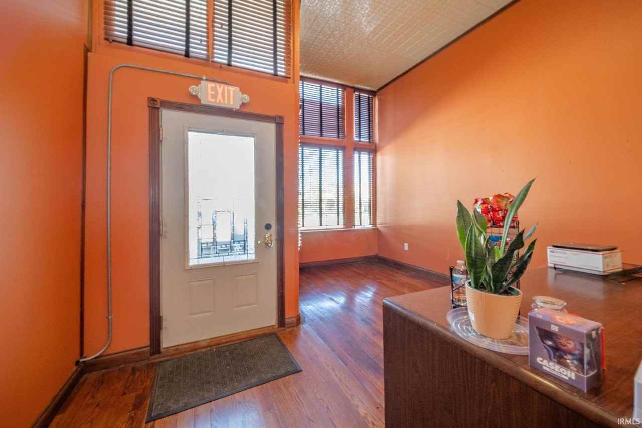 26 N Washington St - Photo 4 of 11