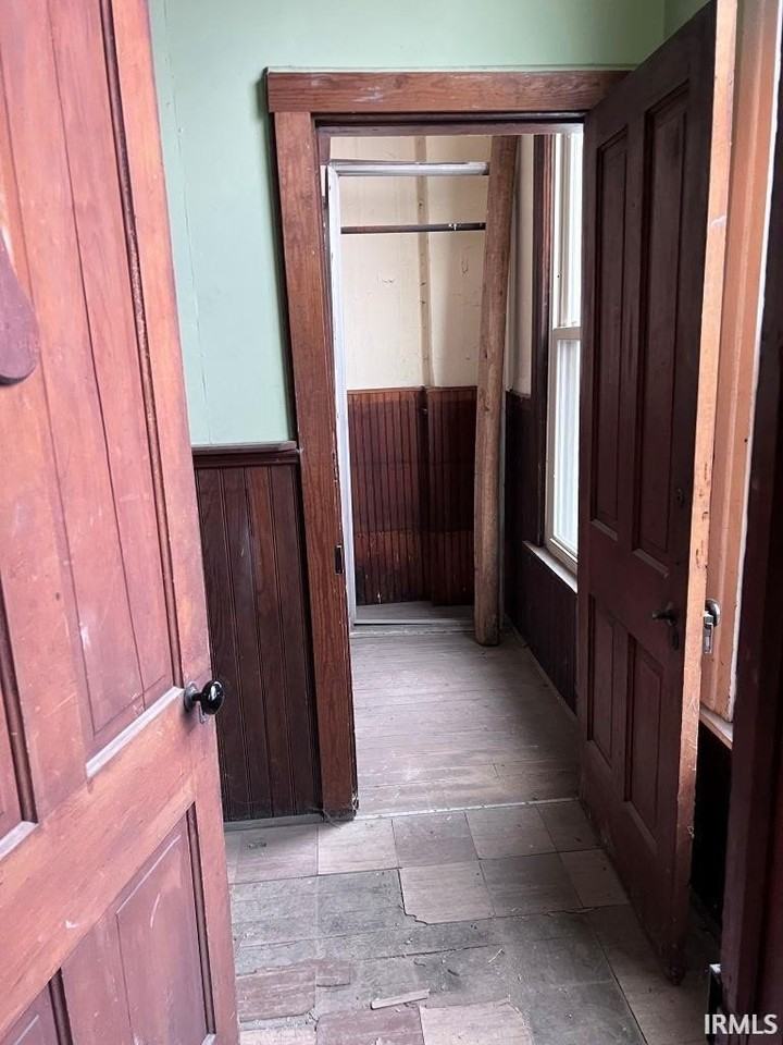 28 N Washington St - Photo 7 of 11