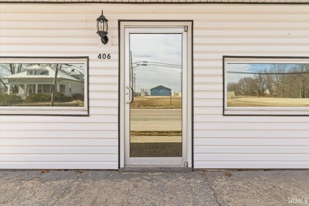 406 N Main St - Photo 2 of 23