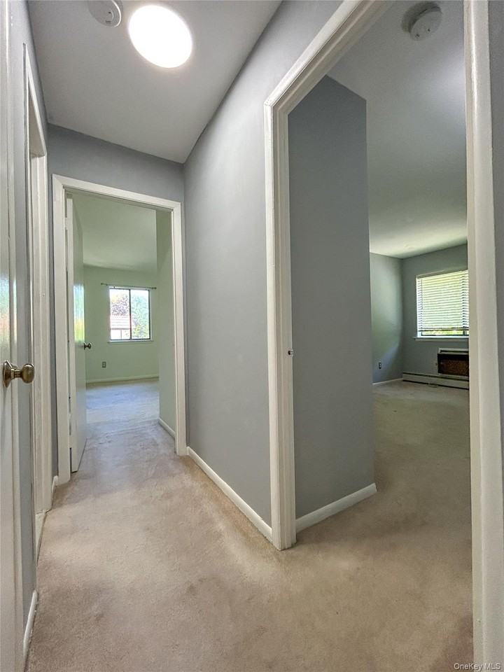 5 Loudon Dr #9 - Photo 7 of 13