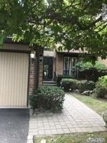 18 Wimbledon Dr - Photo 1 of 1