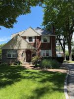 featured image of 27 Upland Rd