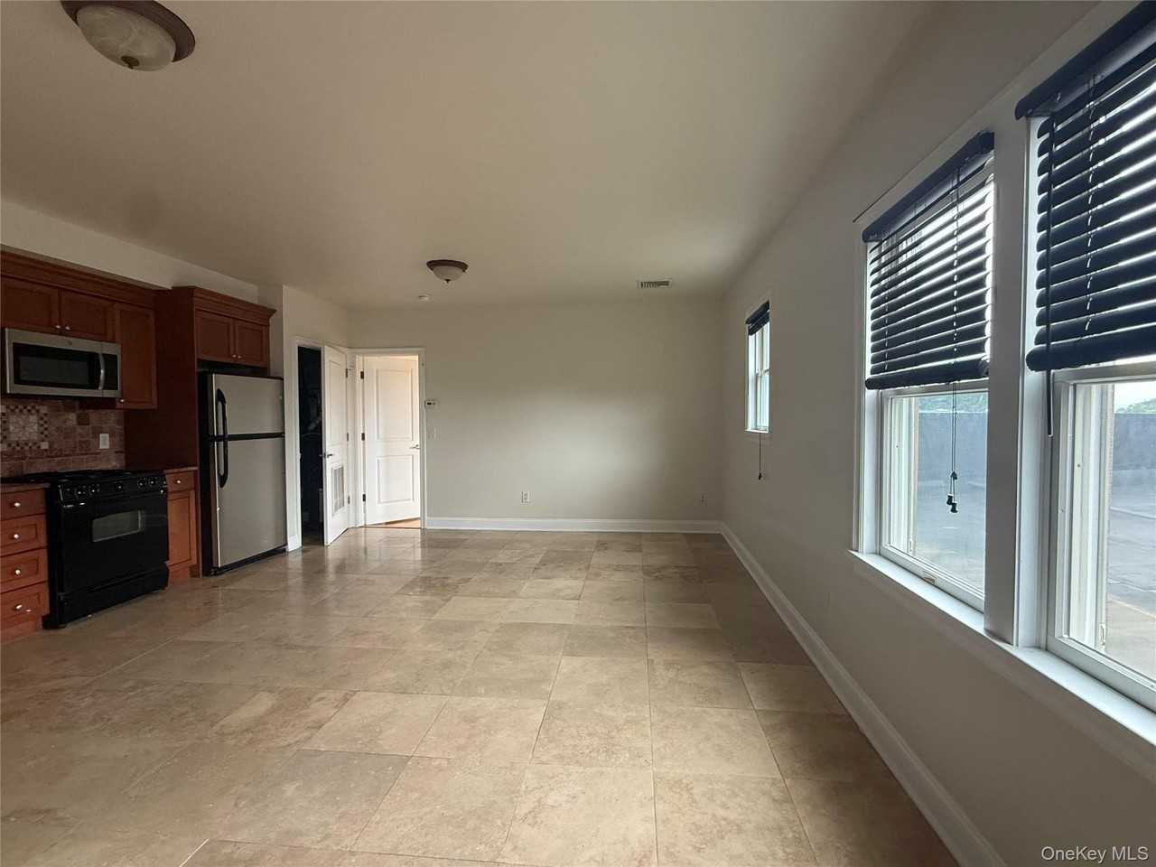 45 Spring St #3D - Photo 2 of 17
