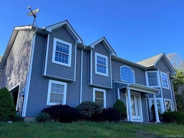 8 Melissa Ct - Photo 2 of 18