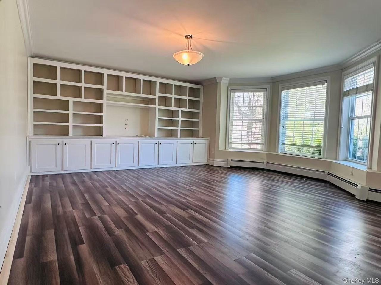 8 Melissa Ct - Photo 4 of 18