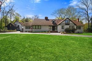 featured image of 19 Frost Creek Dr