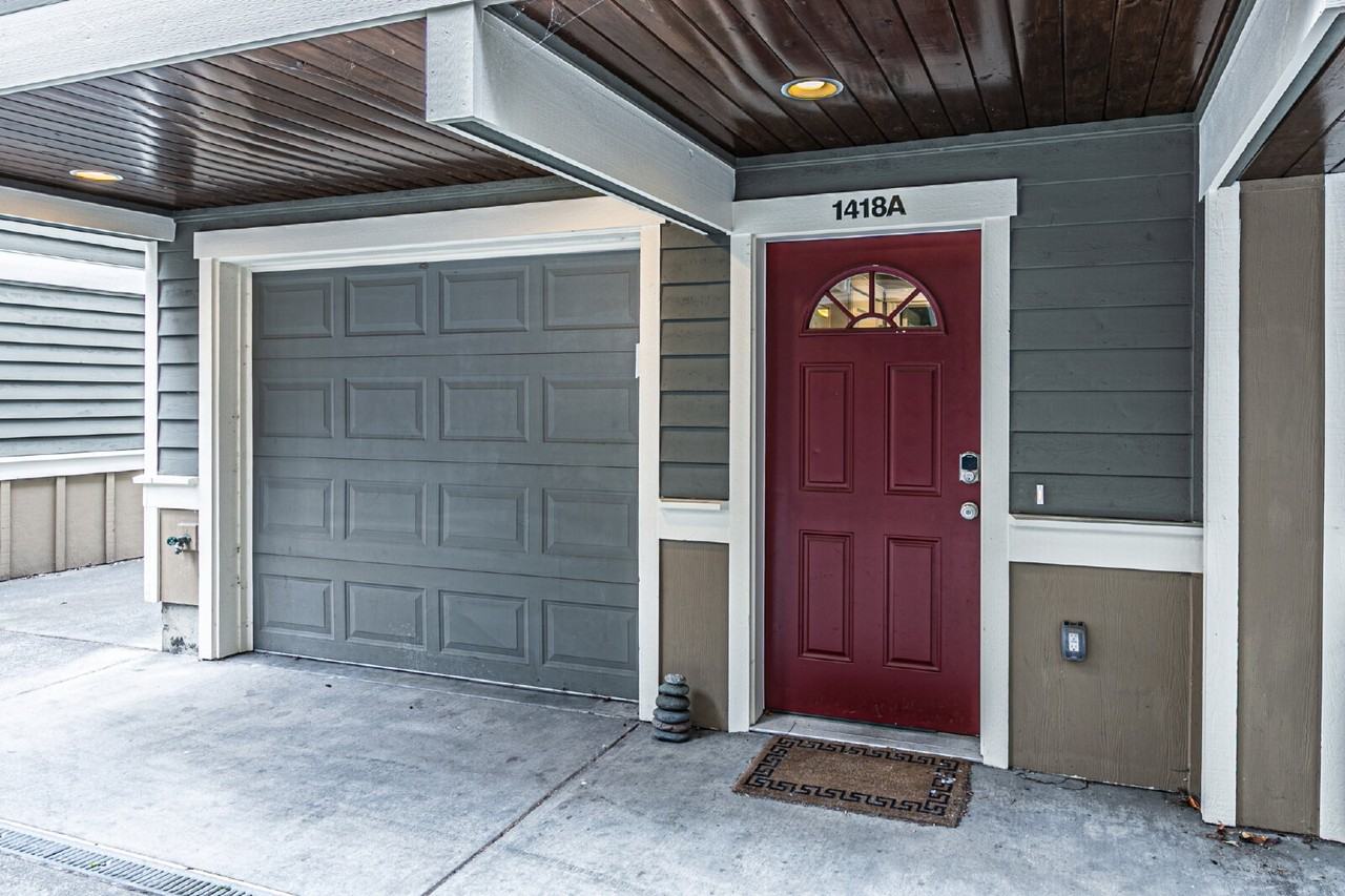 1418 Nw 60th St #A - Photo 2 of 31