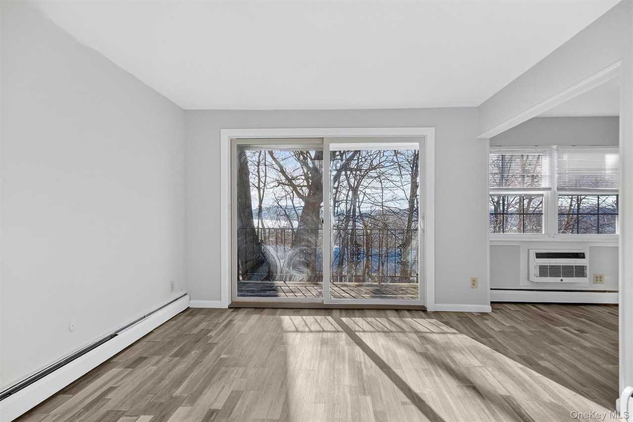 4 Colonial Rd #96 - Photo 3 of 17