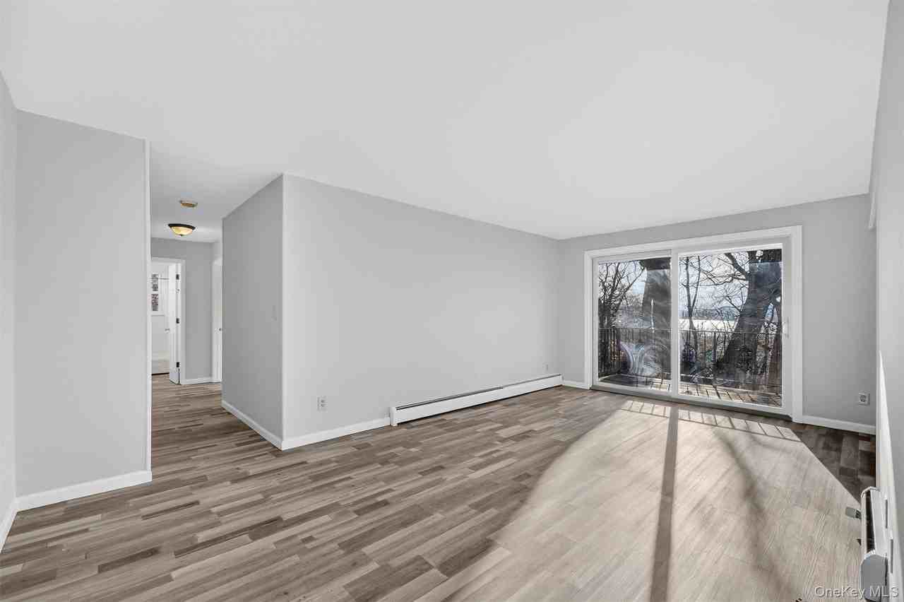 4 Colonial Rd #96 - Photo 4 of 17