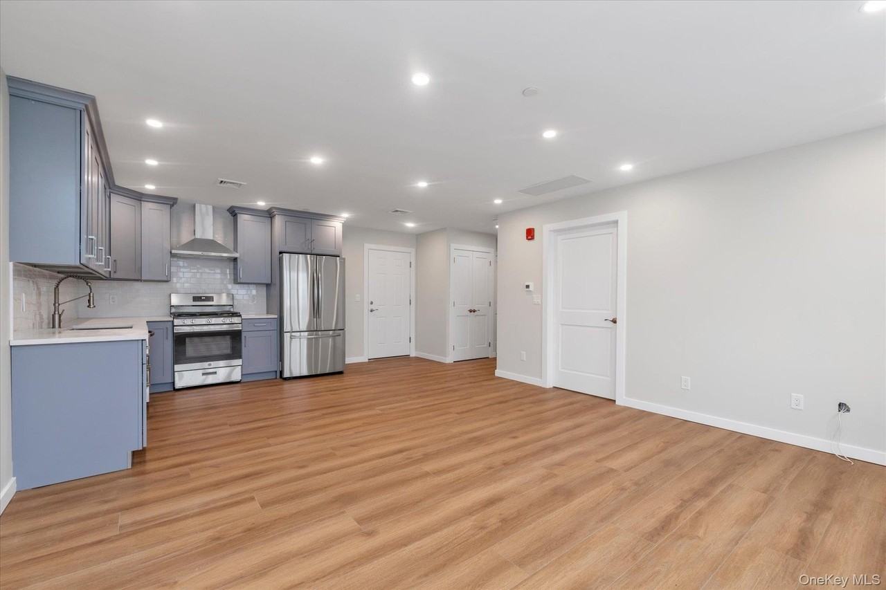 62 South St - Photo 5 of 11
