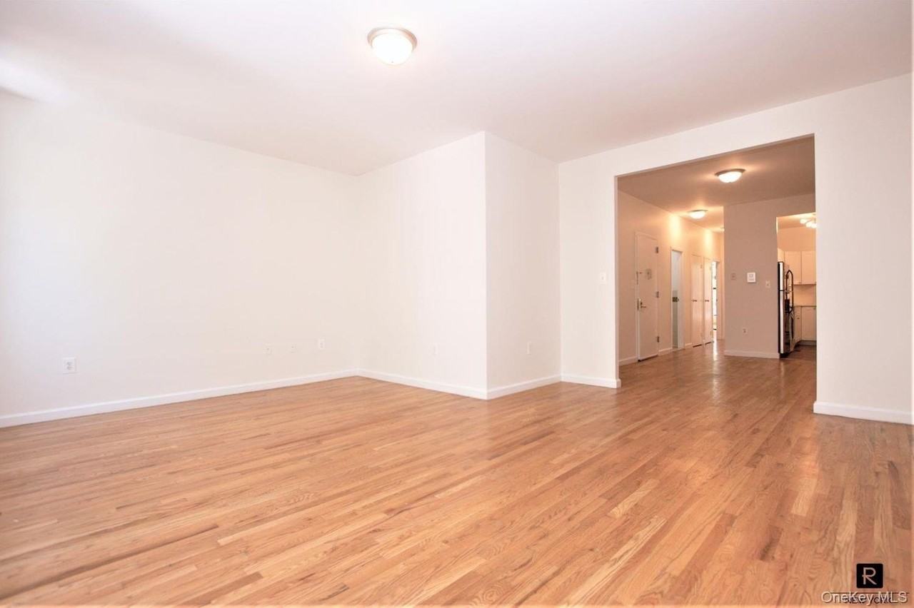 384 Bergen St #2 - Photo 5 of 31