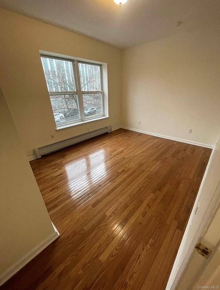 2401 Beverley Rd #2F - Photo 3 of 9