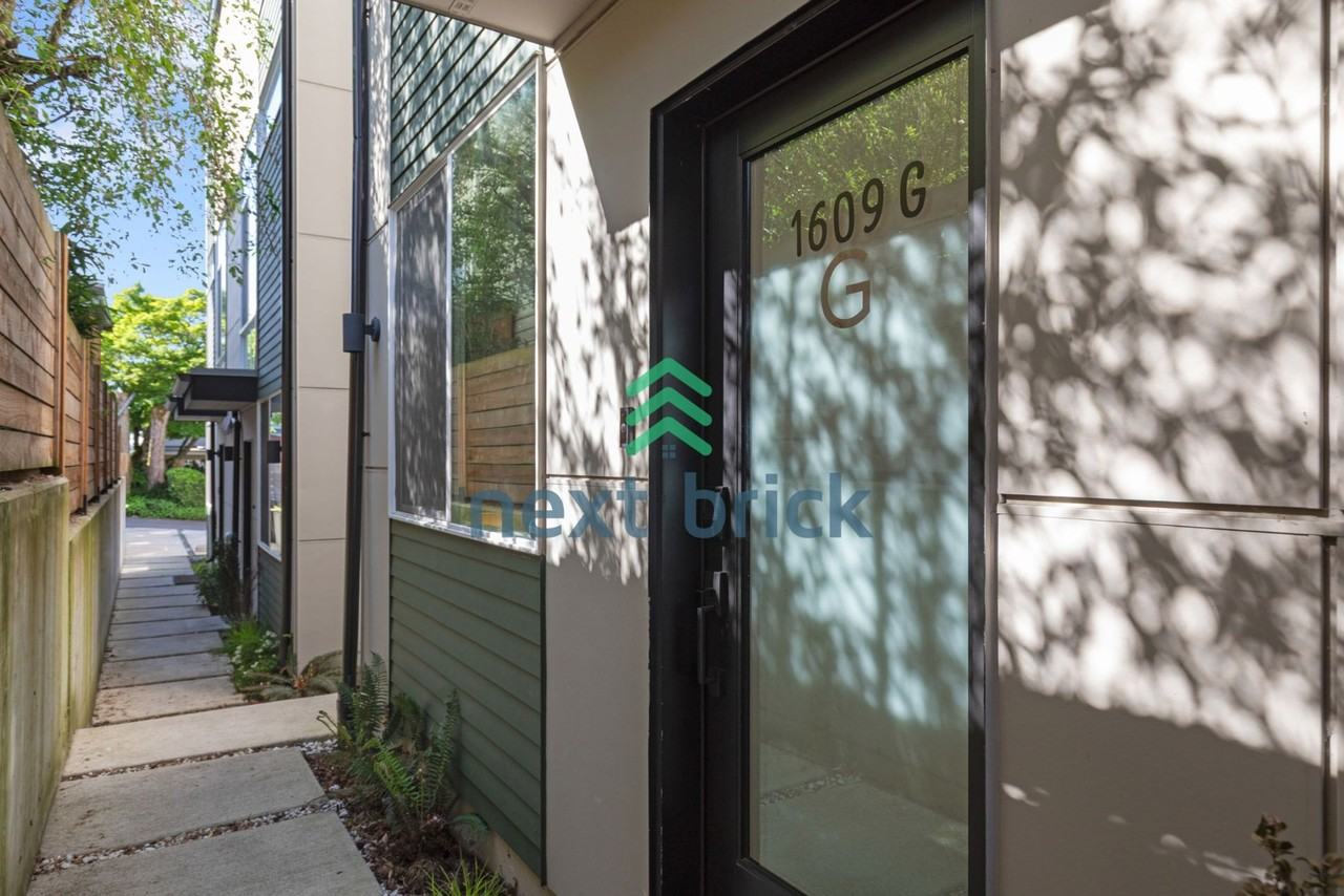 1609 S Washington St #G - Photo 4 of 45