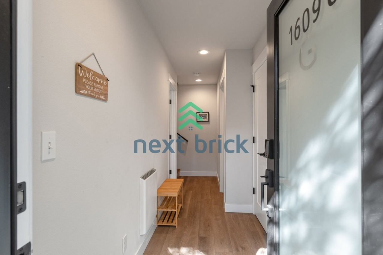 1609 S Washington St #G - Photo 6 of 45