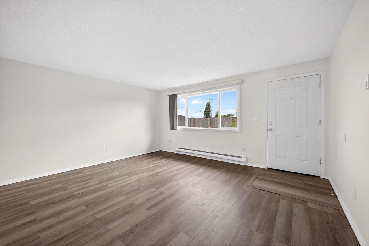 1609 E 34th St #B - Photo 7 of 16