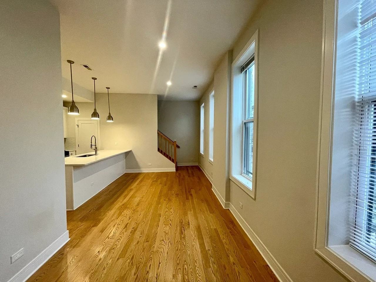 1800 S Throop St #2A - Photo 5 of 9