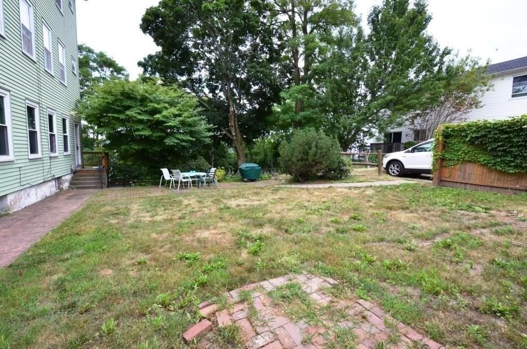 264 Belmont St #2 - Photo 4 of 5
