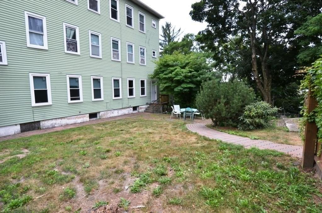 264 Belmont St #2 - Photo 5 of 5
