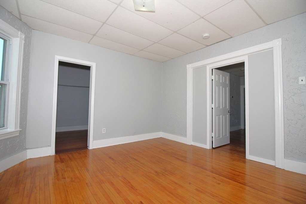 82 Fox St #3 - Photo 7 of 18