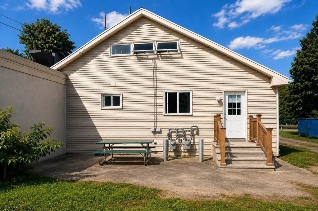 6 Seaview Ave #1 - Photo 2 of 16