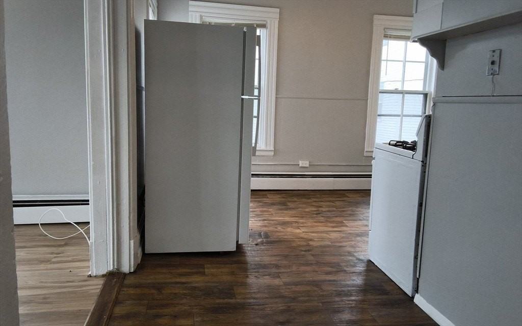 10 Central Sq #2F - Photo 4 of 8