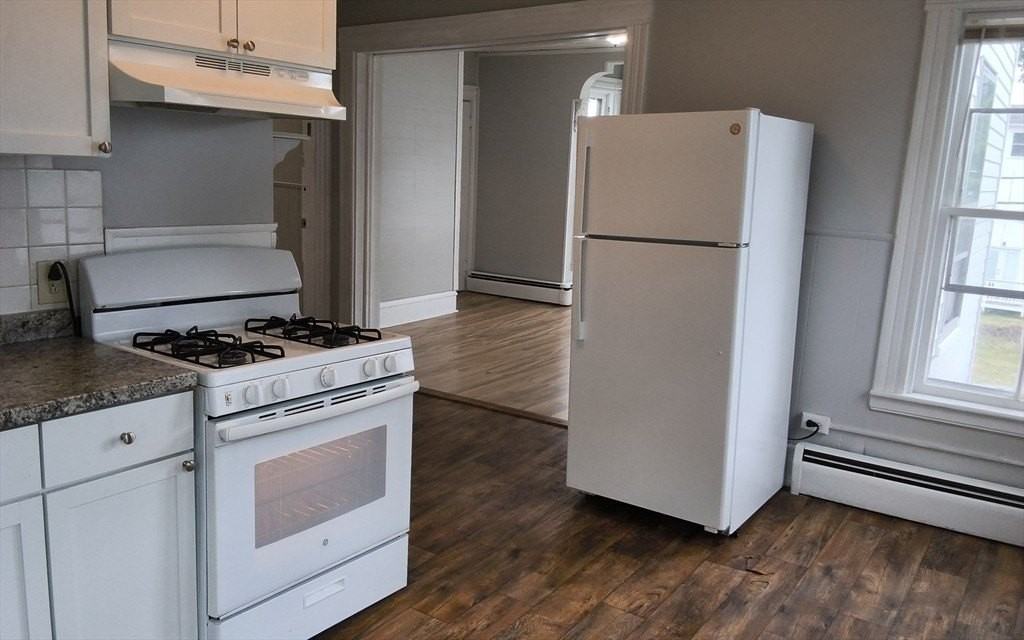 10 Central Sq #2F - Photo 6 of 8