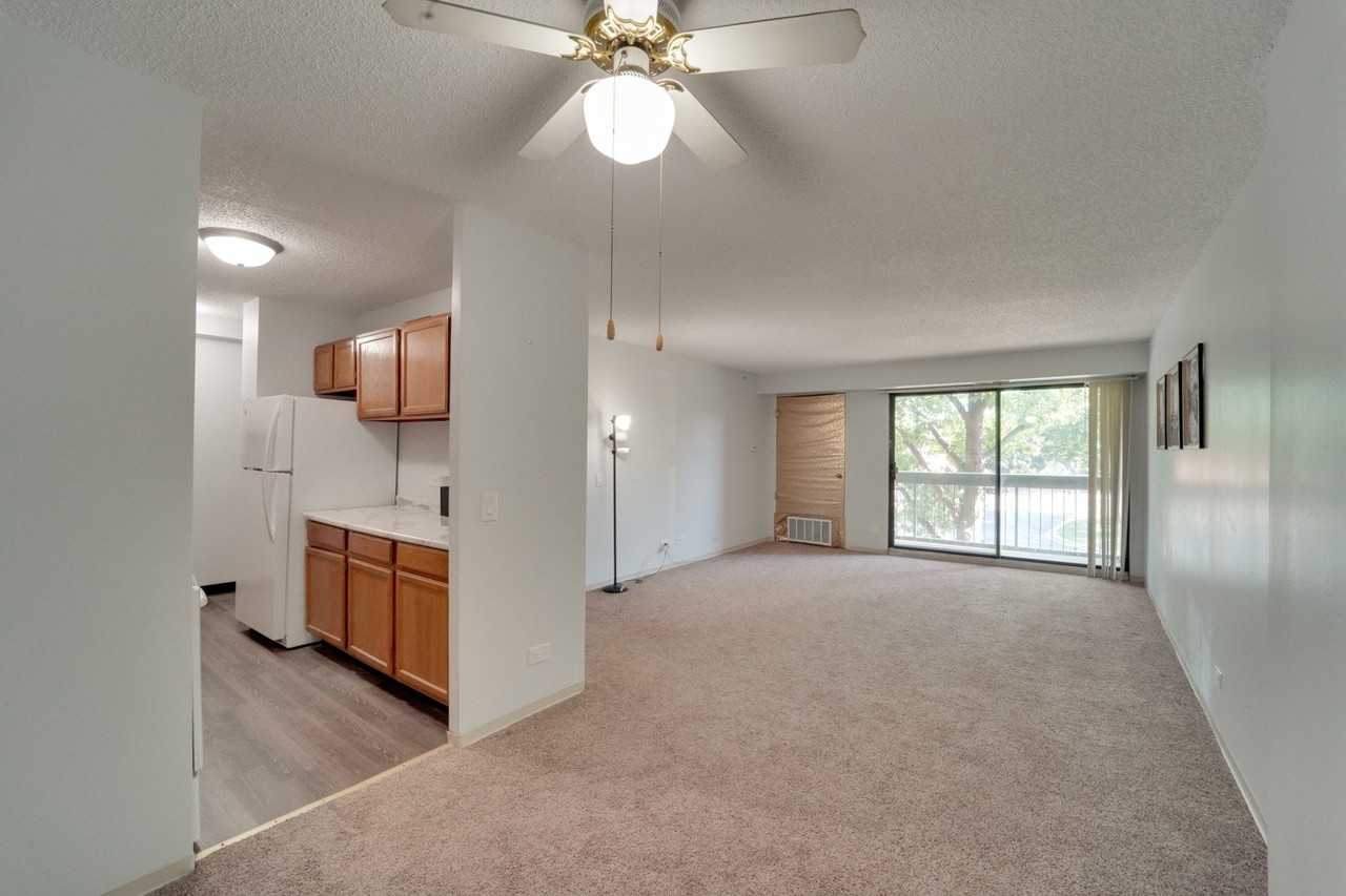 1800 Huntington Blvd #206 - Photo 6 of 12