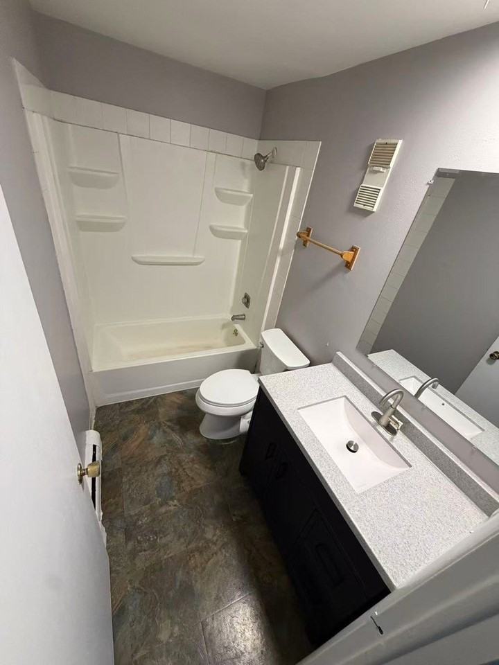 535 Brookside Dr #A - Photo 4 of 9