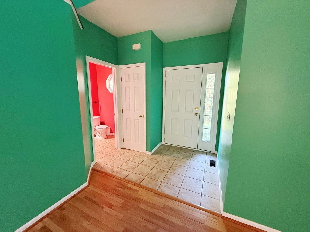 611 Charolotte Ln - Photo 6 of 21