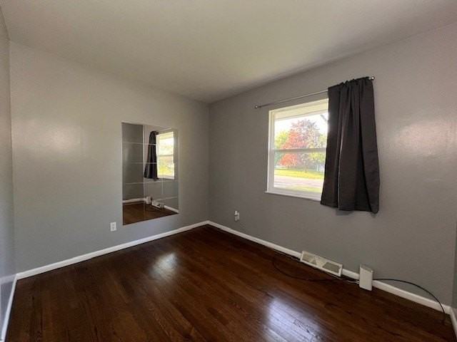 805 Hollyberry Dr - Photo 7 of 14