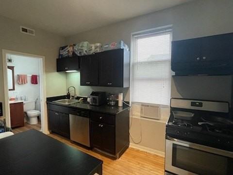 1706 W 17th St #2C - Photo 3 of 12