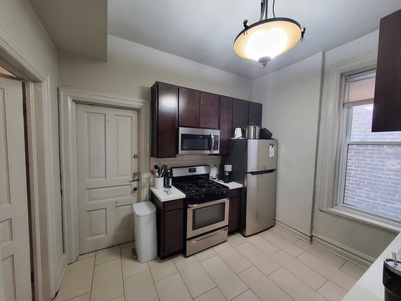 1930 N Bissell St #2 - Photo 3 of 9