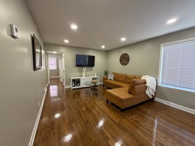 6104 S Nashville Ave - Photo 2 of 10