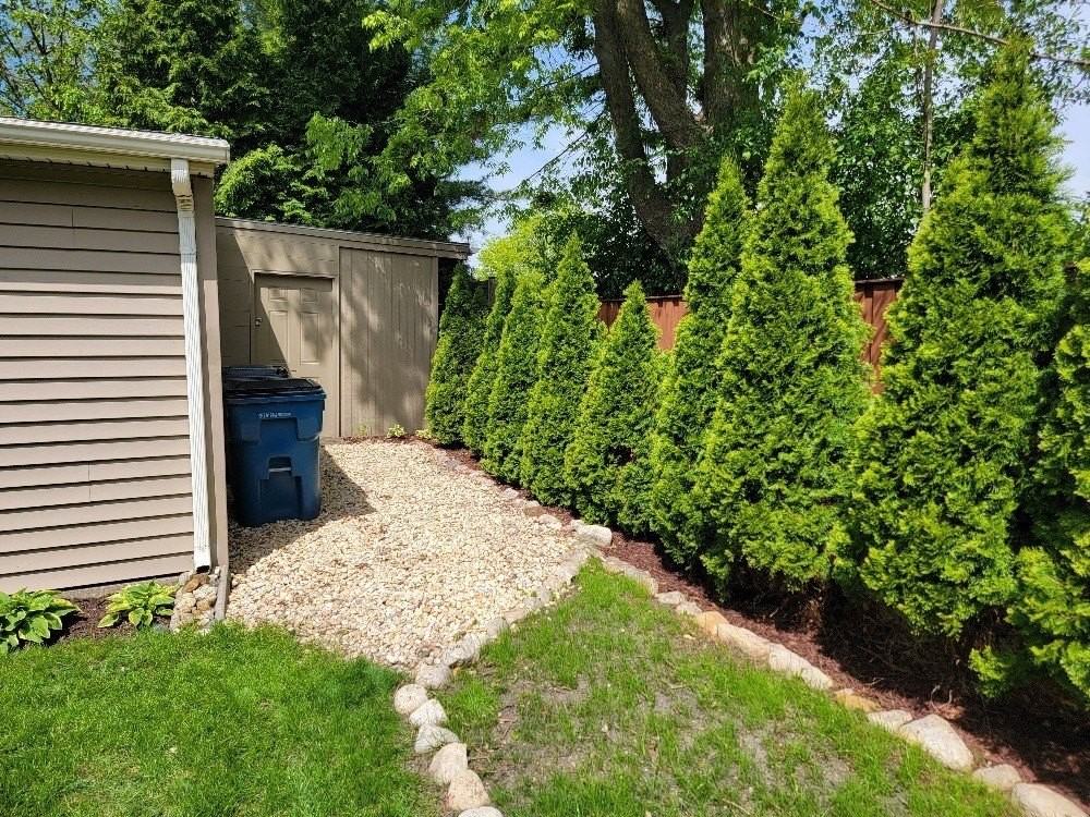 229 Fuller Rd - Photo 5 of 20