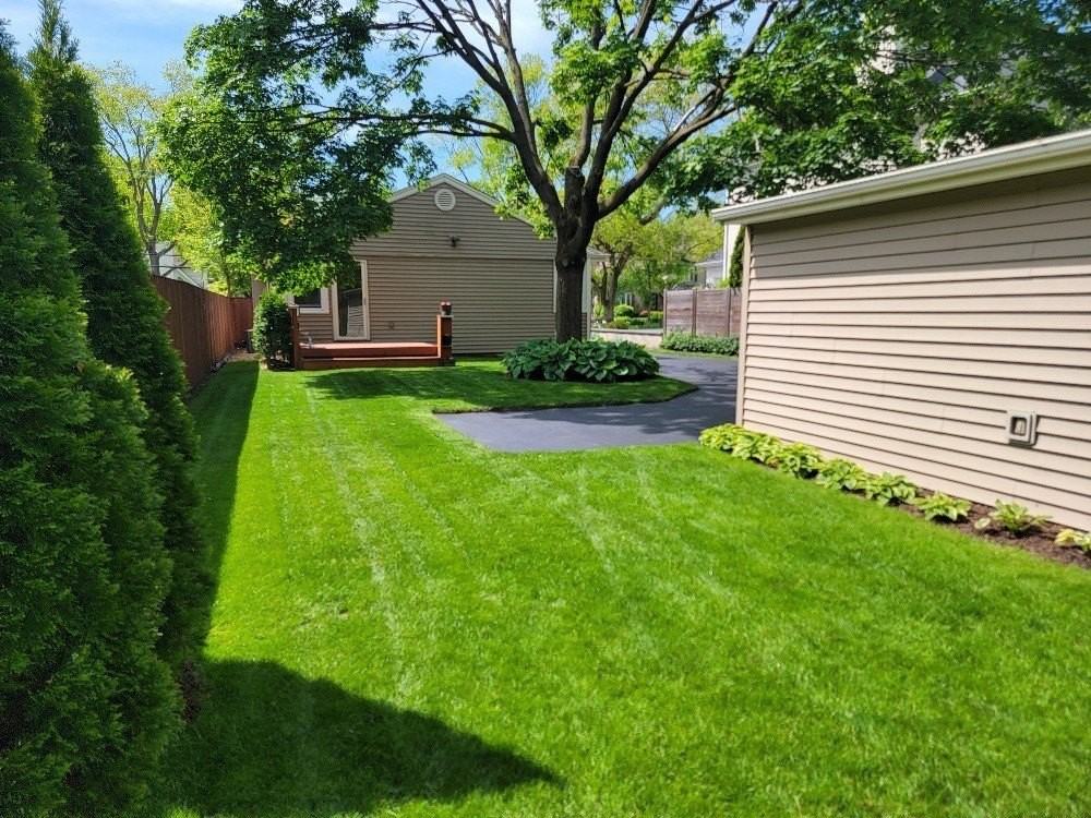 229 Fuller Rd - Photo 6 of 20