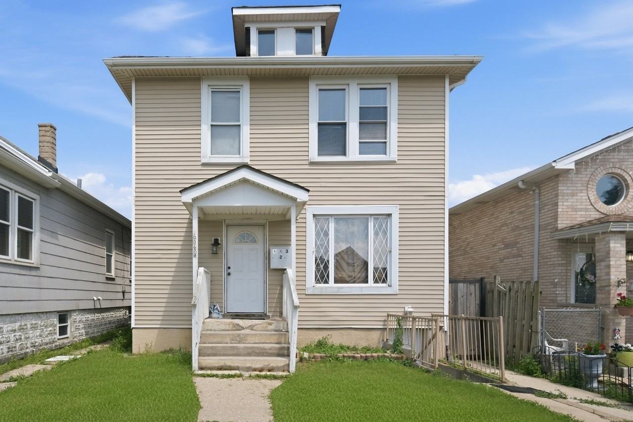 6939 S Komensky Ave #2 - Photo 2 of 16