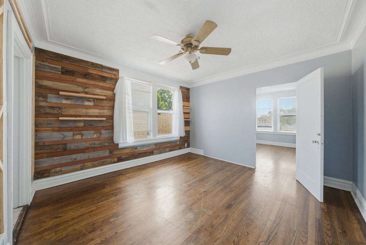 6939 S Komensky Ave #2 - Photo 6 of 16