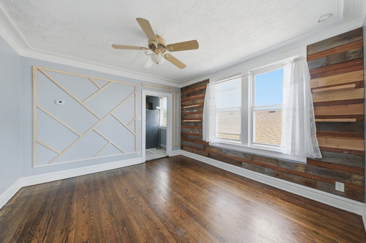 6939 S Komensky Ave #2 - Photo 7 of 16