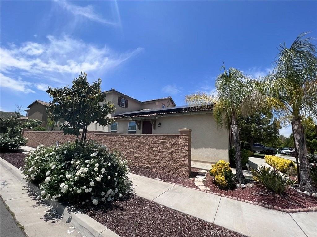 31059 Rose Arbor Ct - Photo 2 of 8