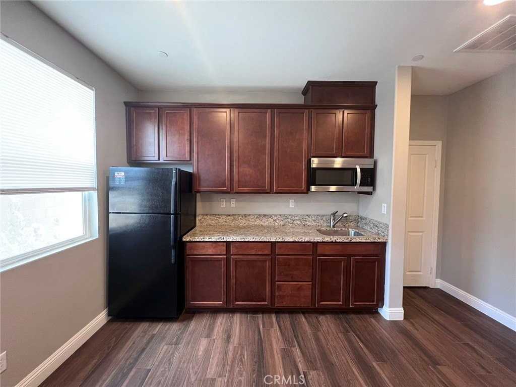 31059 Rose Arbor Ct - Photo 6 of 8