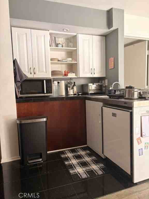 22326 Silent Brk - Photo 2 of 10