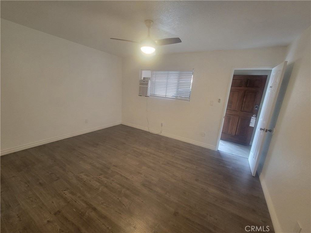15005 Indiana Ave - Photo 4 of 7