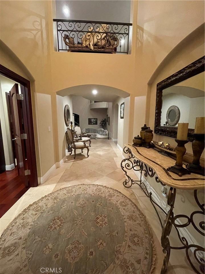 1639 5th St - Photo 2 of 19