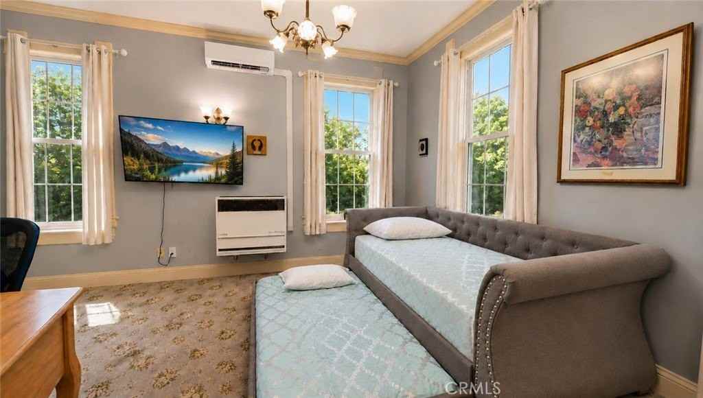 225 N Lima St #204 - Photo 4 of 11